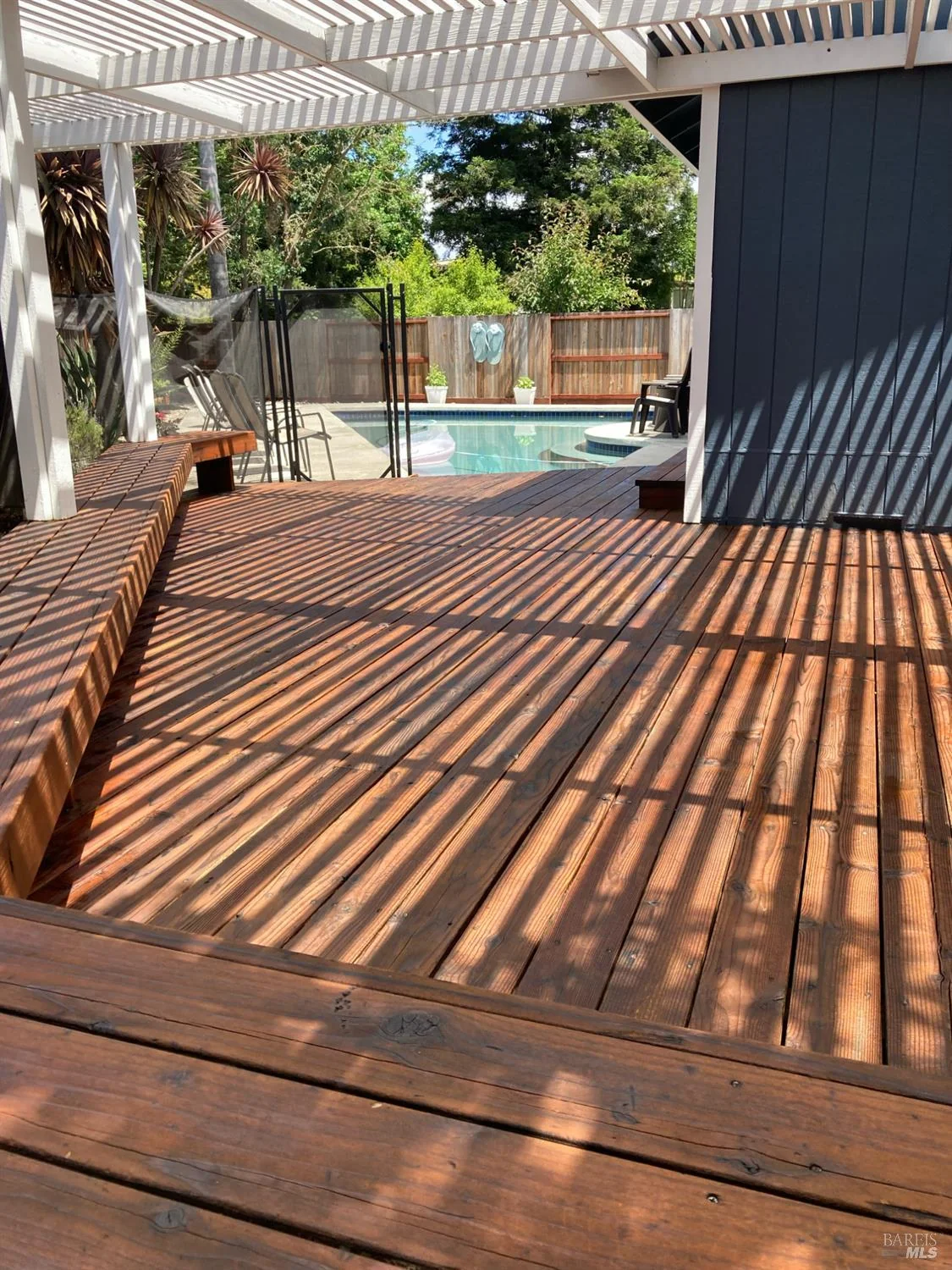 Outdoor living at 2273 White Chapel Court
